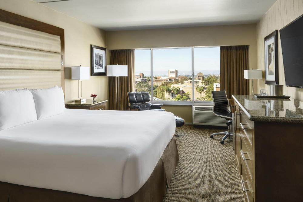 King Room interior
